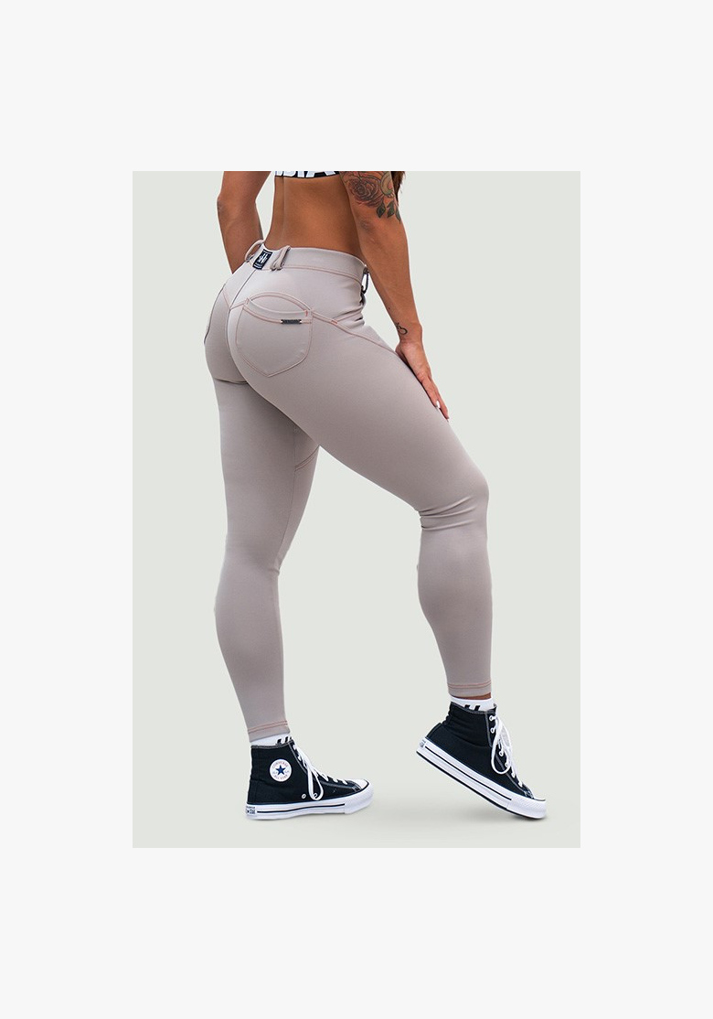 NEBBIA • NEBBIA Bubble Butt legíny LIFT UP béžové • Nebshop.sk NEBBIA • NEBBIA Bubble Butt legíny LIFT UP béžové • Nebshop.sk
