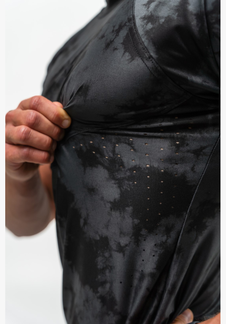 NEBBIA • NEBBIA Compression Camouflage T-shirt FUNCTION nera • Nebshop.cz NEBBIA • NEBBIA Compression Camouflage T-shirt FUNCTION nera • Nebshop.cz