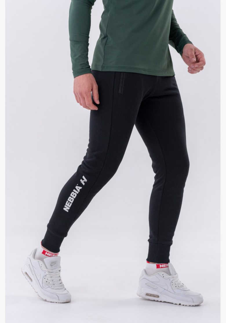 NEBBIA • NEBBIA Slim pantaloni con tasche con zip "Re-gain" neri • Nebshop.it NEBBIA • NEBBIA Slim pantaloni con tasche con zip "Re-gain" neri • Nebshop.it