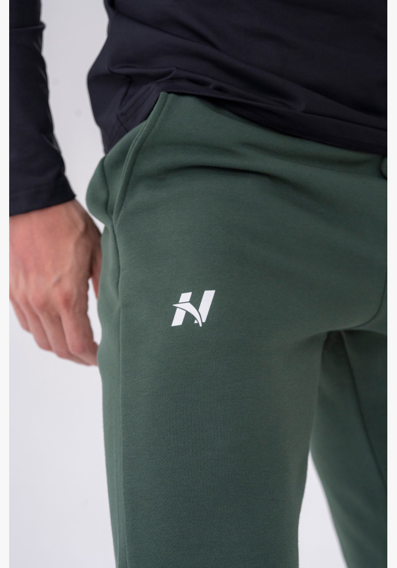 NEBBIA • NEBBIA Slim tepláky s bočnými vreckami "Reset" zelené • Nebshop.sk NEBBIA • NEBBIA Slim tepláky s bočnými vreckami "Reset" zelené • Nebshop.sk
