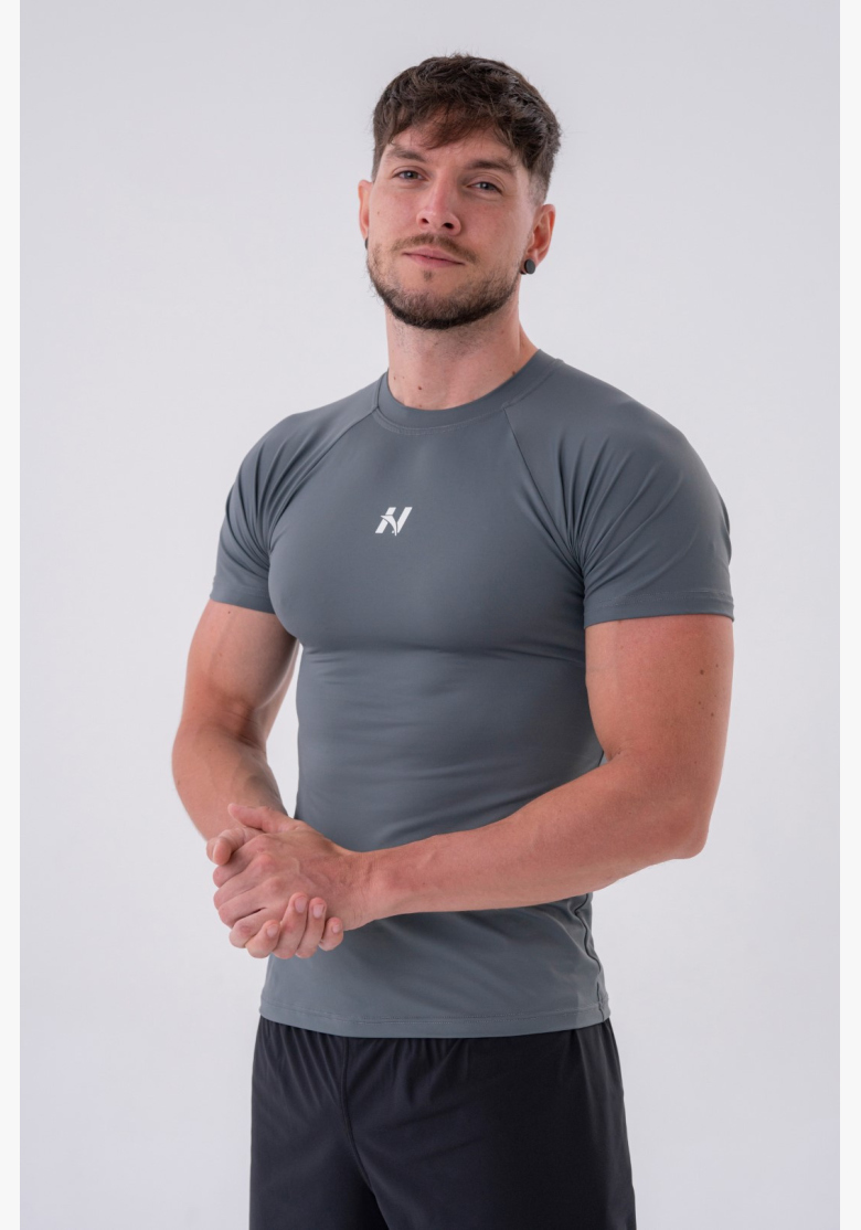 NEBBIA • NEBBIA Funkčné Slim-fit tričko šedé • Nebshop.sk NEBBIA • NEBBIA Funkčné Slim-fit tričko šedé • Nebshop.sk