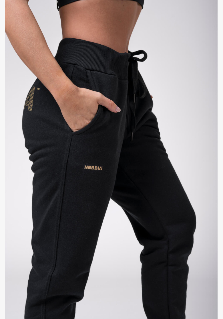 NEBBIA • Tepláky Gold Classic • NEBBIAshop.sk NEBBIA • Tepláky Gold Classic • NEBBIAshop.sk