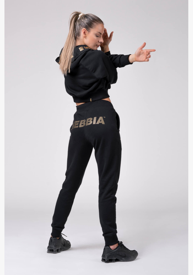 NEBBIA • Tepláky Gold Classic • NEBBIAshop.sk NEBBIA • Tepláky Gold Classic • NEBBIAshop.sk