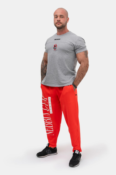 NEBBIA • NEBBIA Beast Mode-On ikonické tepláky červené • Nebshop.cz