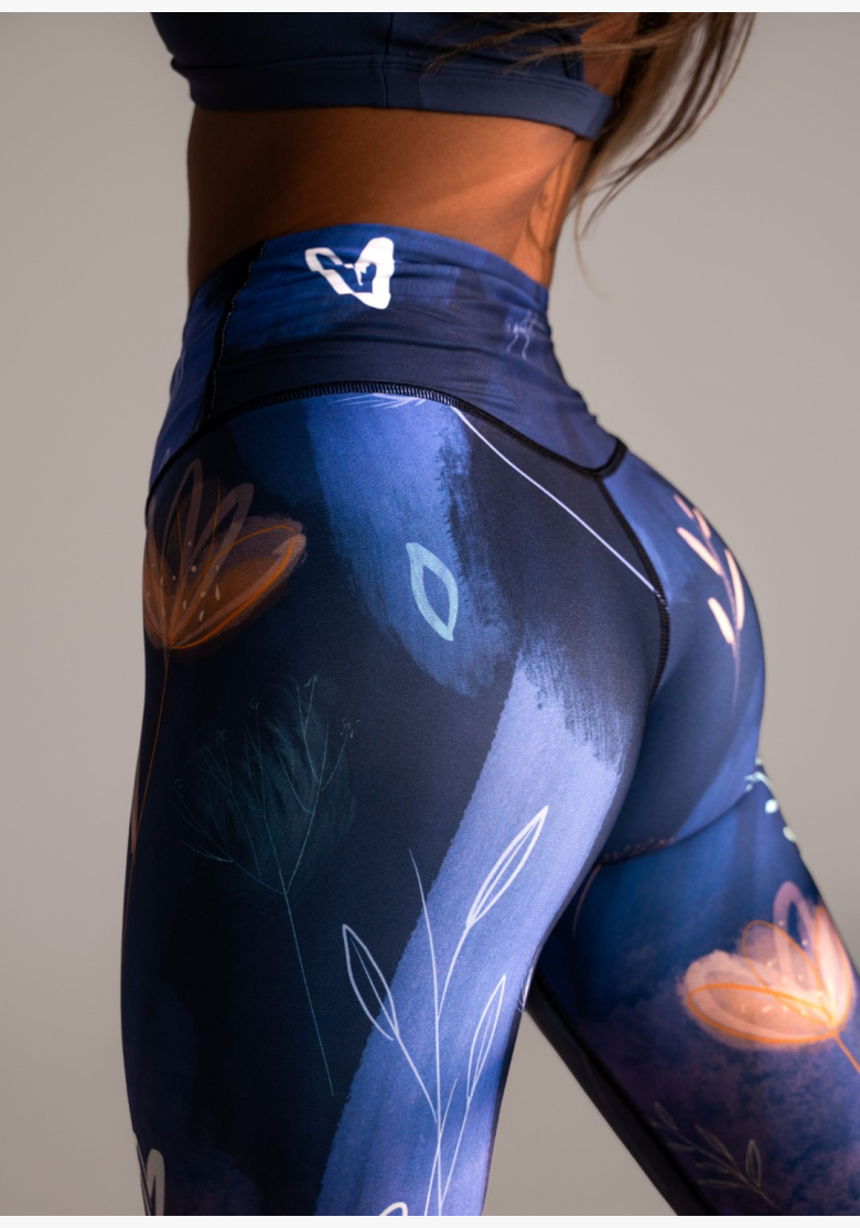 KFIT • KFIT Leggings Moonlit Bloom • Nebshop.cz KFIT • KFIT Leggings Moonlit Bloom • Nebshop.cz