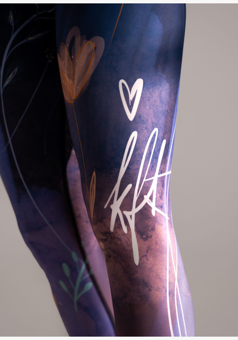 KFIT • KFIT Leggings Moonlit Bloom • Nebshop.cz KFIT • KFIT Leggings Moonlit Bloom • Nebshop.cz