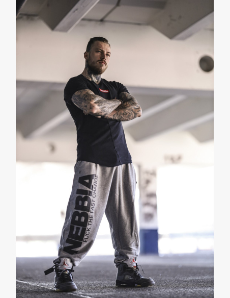 NEBBIA • NEBBIA Iconic Sweatpants BEAST MODE-ON Gray • Nebshop.com