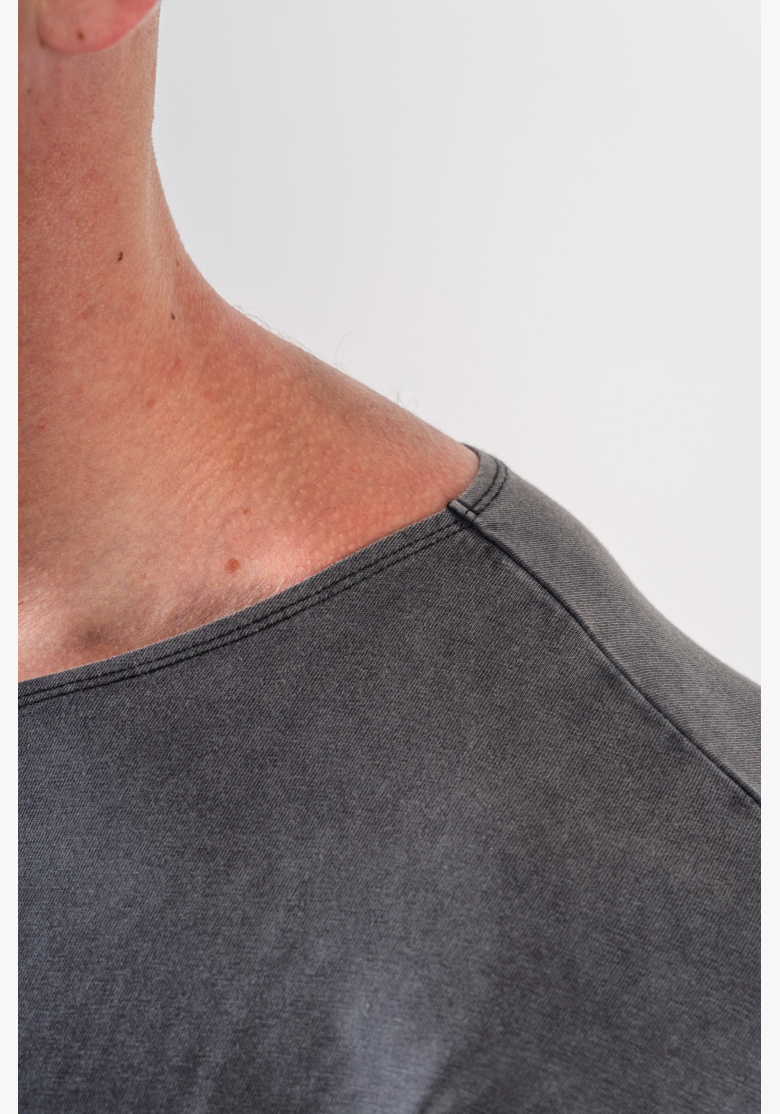 NEBBIA • NEBBIA Washed bavlnený rag top GOLDEN AGE černý • Nebshop.cz NEBBIA • NEBBIA Washed bavlnený rag top GOLDEN AGE černý • Nebshop.cz