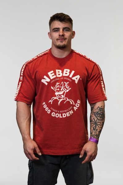 NEBBIA • NEBBIA Washed oversized tričko GOLDEN AGE červené • Nebshop.sk 2