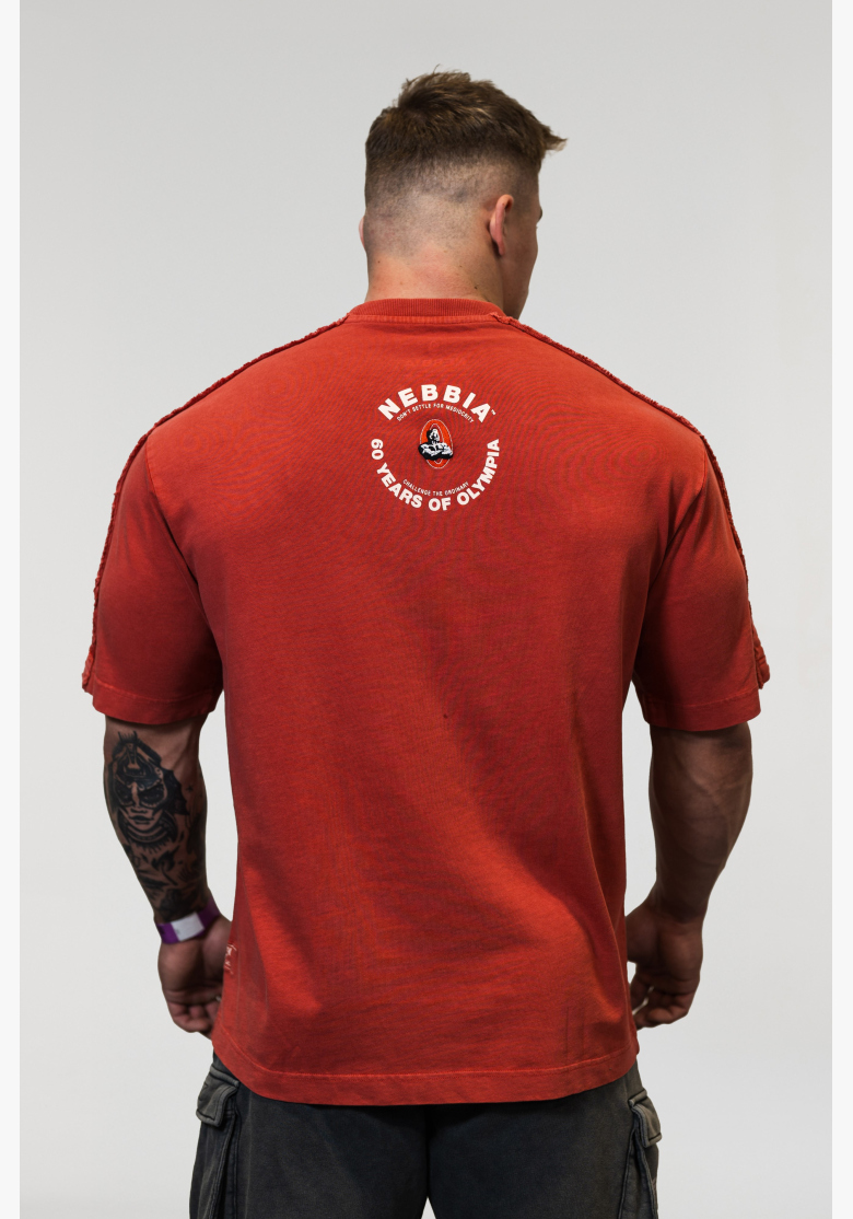 NEBBIA • NEBBIA T-shirt oversize lavato GOLDEN AGE rossa • Nebshop.cz NEBBIA • NEBBIA T-shirt oversize lavato GOLDEN AGE rossa • Nebshop.cz