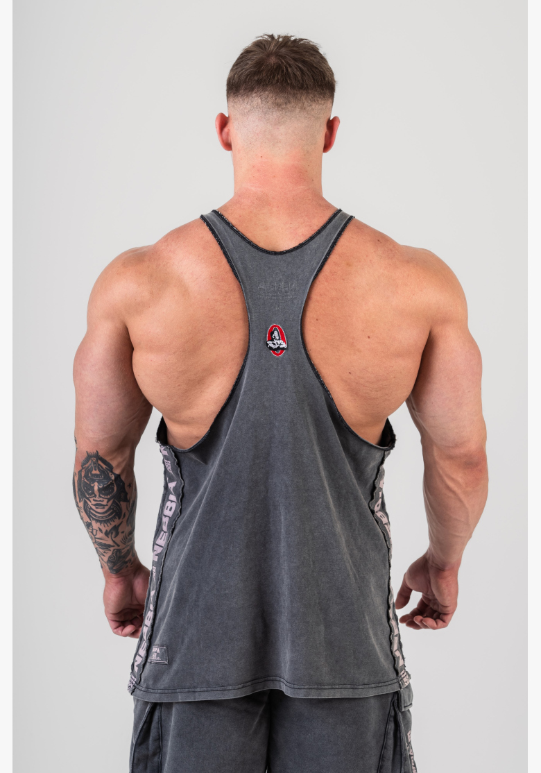 NEBBIA • NEBBIA Washed muscle back stringer GOLDEN AGE čierne • Nebshop.sk NEBBIA • NEBBIA Washed muscle back stringer GOLDEN AGE čierne • Nebshop.sk