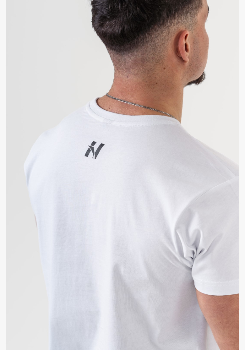 NEBBIA • NEBBIA GYM ESSENTIALS tričko biele • Nebshop.sk NEBBIA • NEBBIA GYM ESSENTIALS tričko biele • Nebshop.sk
