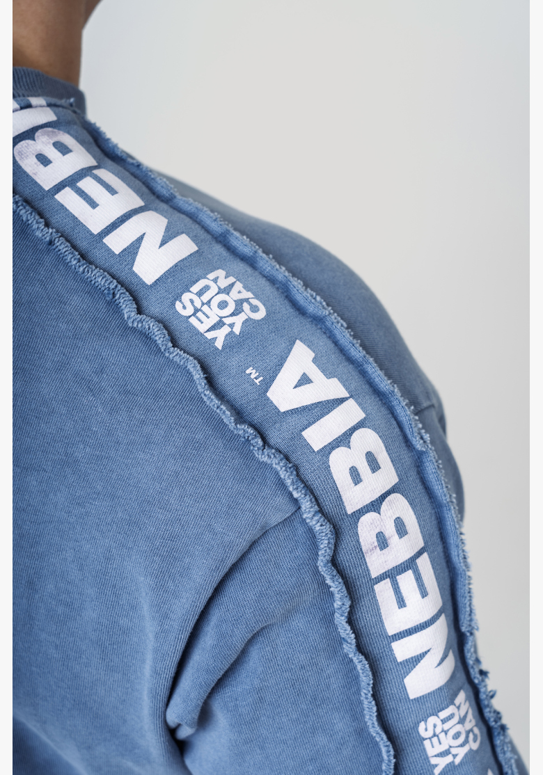 NEBBIA • NEBBIA Prané oversize tričko GOLDEN AGE modré • Nebshop.sk NEBBIA • NEBBIA Prané oversize tričko GOLDEN AGE modré • Nebshop.sk