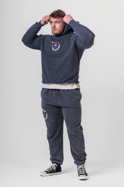 NEBBIA • NEBBIA Washed tepláky s kapsami LEGEND černé • Nebshop.cz