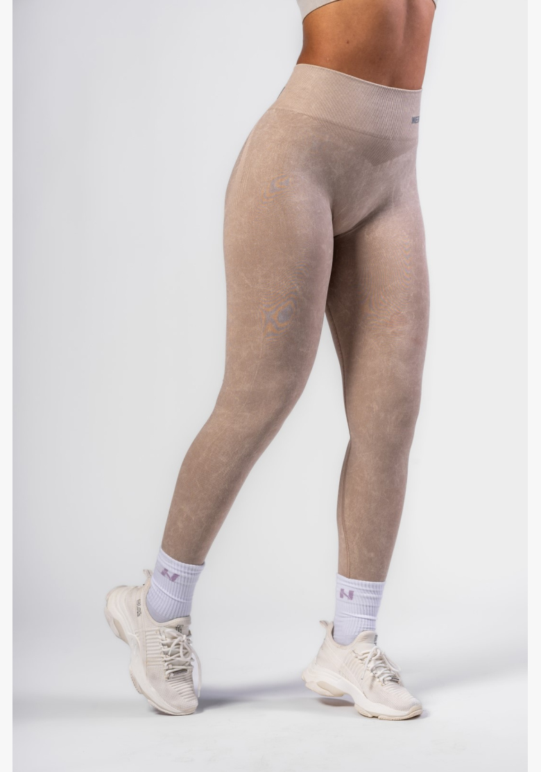 NEBBIA • NEBBIA Bezšvové legíny s vysokým pásom MAXIMUM PUSH-UP krémové • Nebshop.sk NEBBIA • NEBBIA Bezšvové legíny s vysokým pásom MAXIMUM PUSH-UP krémové • Nebshop.sk