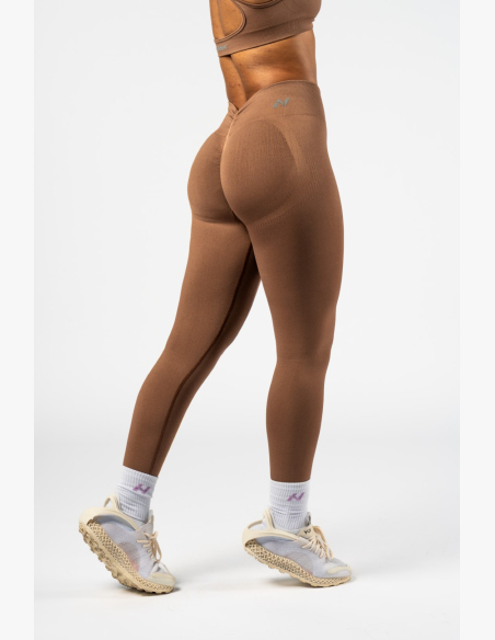 NEBBIA • NEBBIABezšvírové legíny s vysokým pásom MAXIMUM PUSH-UP hnedé • Nebshop.sk