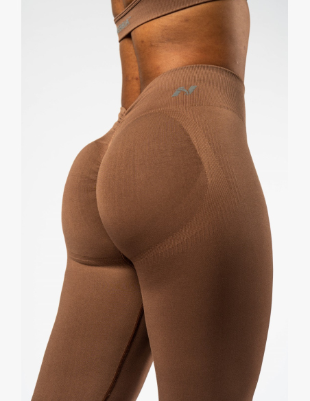 NEBBIA • NEBBIABezšvírové legíny s vysokým pásom MAXIMUM PUSH-UP hnedé • Nebshop.sk