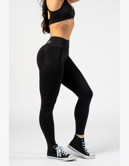 NEBBIA • NEBBIA Bezšvíkové legíny s vysokým pásom MAXIMUM PUSH-UP čierne • Nebshop.sk