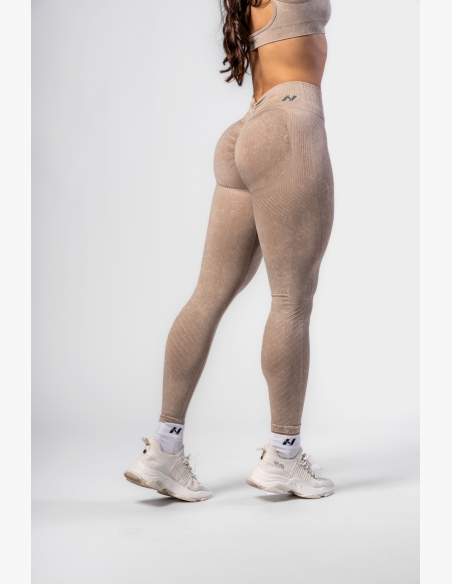 NEBBIA • NEBBIA Bezšvové push-up legíny s vysokým pásom TOTALLY SEAMLESS krémové • Nebshop.sk