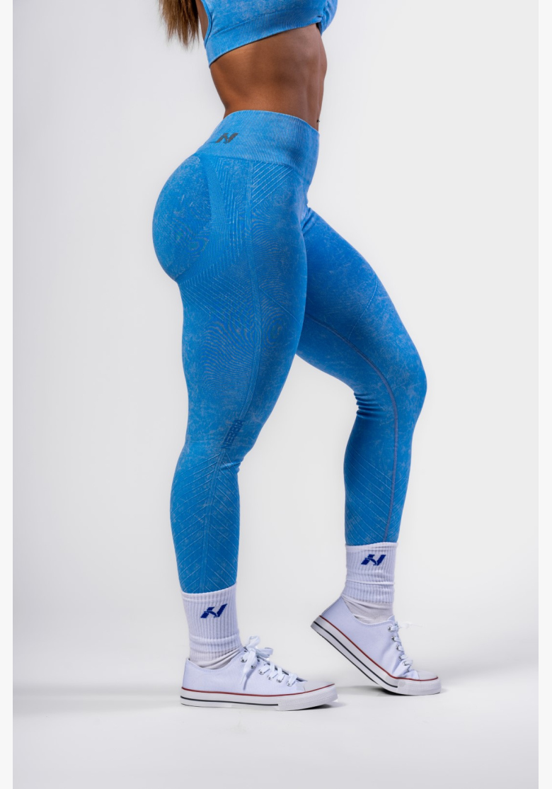 NEBBIA • NEBBIA Totally Seamless High Waist Push-Up Leggings BLUE • Nebshop.com NEBBIA • NEBBIA Totally Seamless High Waist Push-Up Leggings BLUE • Nebshop.com