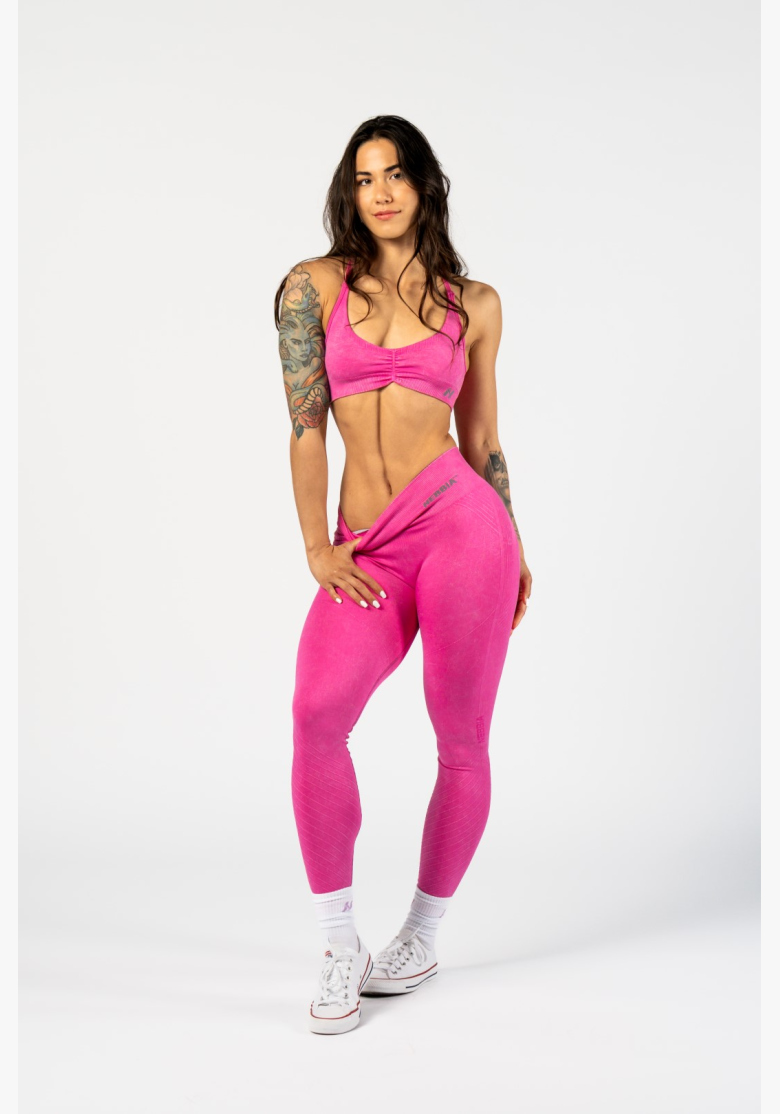 NEBBIA • NEBBIA Bezešvé push-up legíny s vysokým pasem TOTALLY SEAMLESS růžové • Nebshop.cz NEBBIA • NEBBIA Bezešvé push-up legíny s vysokým pasem TOTALLY SEAMLESS růžové • Nebshop.cz