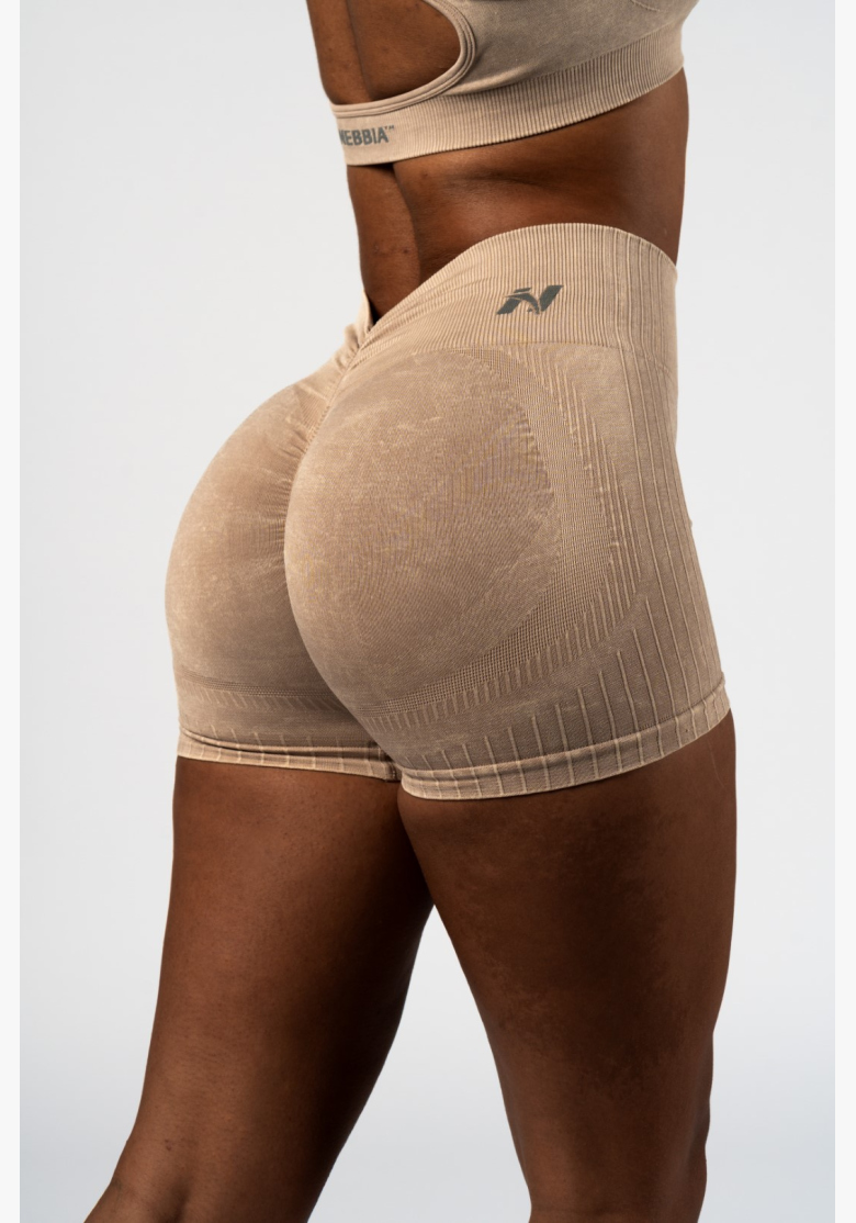 NEBBIA • NEBBIA Bezšvové push-up šortky s vysokým pásom TOTALLY SEAMLESS krémové • Nebshop.sk NEBBIA • NEBBIA Bezšvové push-up šortky s vysokým pásom TOTALLY SEAMLESS krémové • Nebshop.sk