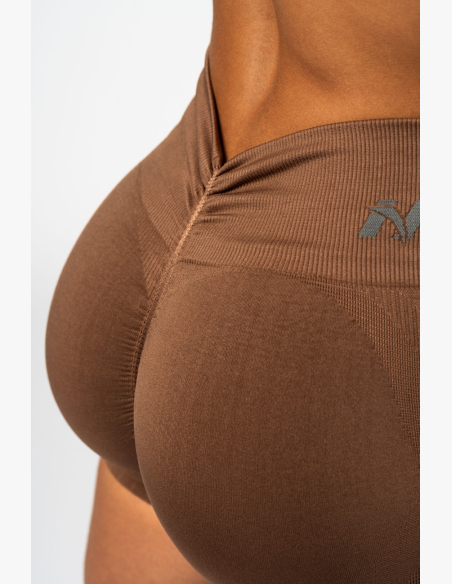 NEBBIA • NEBBIA Bezšvové push-up šortky s vysokým pásom TOTALLY SEAMLESS hnedé • Nebshop.sk