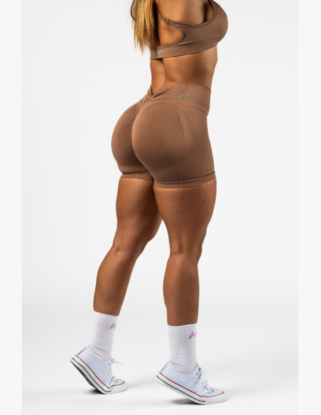 NEBBIA • NEBBIA Pantaloni corti push-up senza cuciture con vita alta TOTALLY SEAMLESS marroni • Nebshop.it