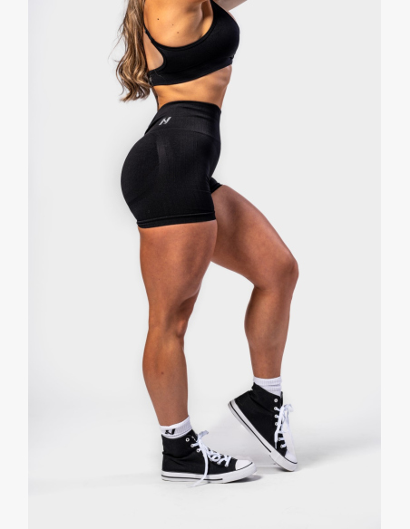 NEBBIA • NEBBIA Bezšvové push-up šortky s vysokým pásom TOTALLY SEAMLESS čierne • Nebshop.sk