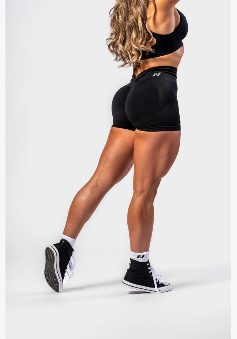 NEBBIA • NEBBIA Bezšvové push-up šortky s vysokým pásom TOTALLY SEAMLESS čierne • Nebshop.sk NEBBIA • NEBBIA Bezšvové push-up šortky s vysokým pásom TOTALLY SEAMLESS čierne • Nebshop.sk