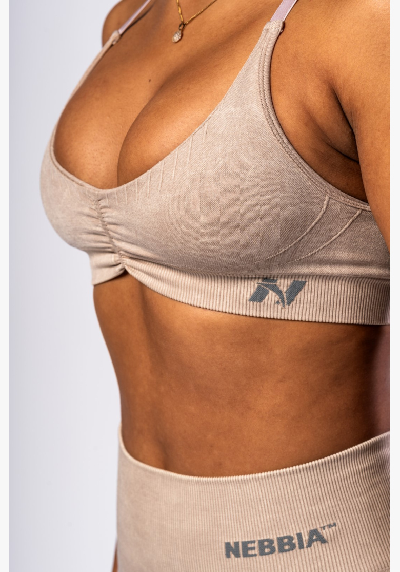 NEBBIA • NEBBIA Športová podprsenka so strednou oporou TOTALLY SEAMLESS krémová • Nebshop.sk NEBBIA • NEBBIA Športová podprsenka so strednou oporou TOTALLY SEAMLESS krémová • Nebshop.sk