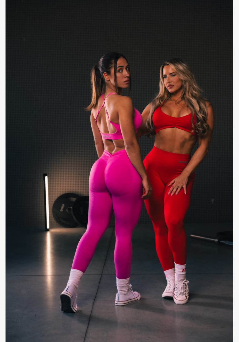 NEBBIA • NEBBIA Sportovní podprsenka se střední oporou  TOTALLY SEAMLESS růžová • Nebshop.cz NEBBIA • NEBBIA Sportovní podprsenka se střední oporou  TOTALLY SEAMLESS růžová • Nebshop.cz