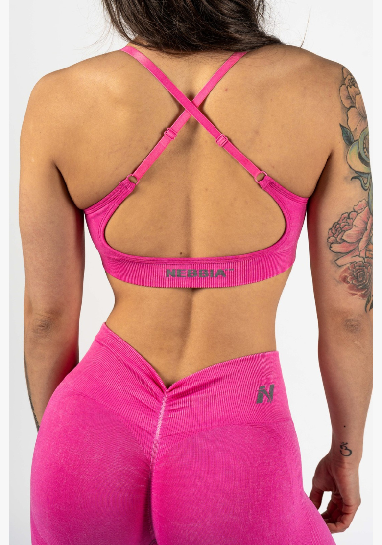 NEBBIA • NEBBIA Sportovní podprsenka se střední oporou  TOTALLY SEAMLESS růžová • Nebshop.cz NEBBIA • NEBBIA Sportovní podprsenka se střední oporou  TOTALLY SEAMLESS růžová • Nebshop.cz