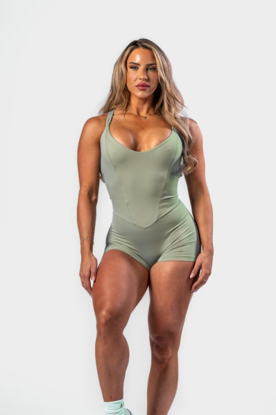 NEBBIA • NEBBIA Tvarující fitness overal STRONG BEAUTY světlezelený • Nebshop.cz 2