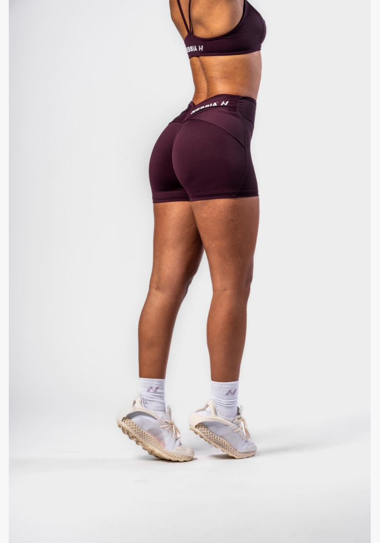 NEBBIA • NEBBIA Shorty modellanti con vita a V STRONG BEAUTY bordeaux • Nebshop.it NEBBIA • NEBBIA Shorty modellanti con vita a V STRONG BEAUTY bordeaux • Nebshop.it