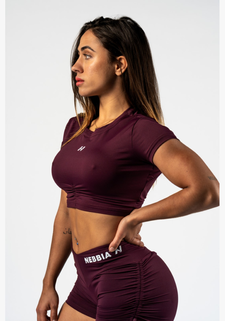 NEBBIA • NEBBIA Top corto con schiena aperta STRONG BEAUTY borgogna • Nebshop.cz NEBBIA • NEBBIA Top corto con schiena aperta STRONG BEAUTY borgogna • Nebshop.cz