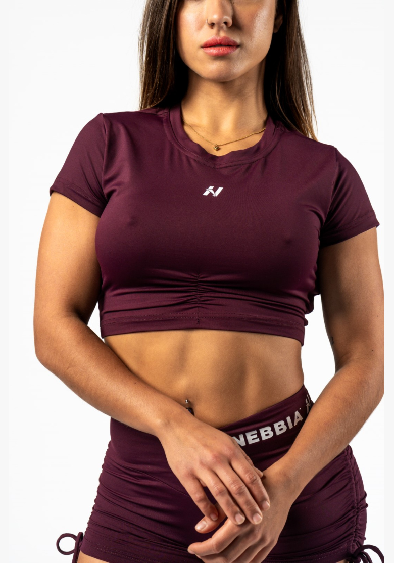 NEBBIA • NEBBIA Open-back crop top STRONG BEAUTY burgundy • Nebshop.cz NEBBIA • NEBBIA Open-back crop top STRONG BEAUTY burgundy • Nebshop.cz
