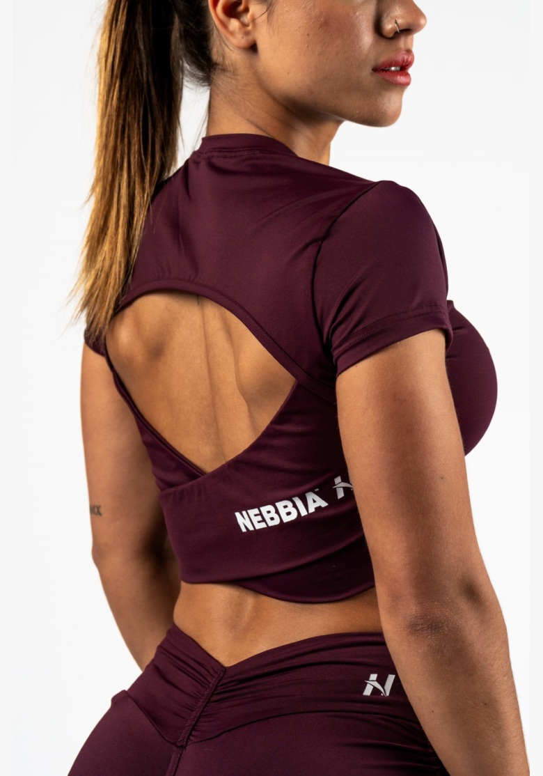 NEBBIA • NEBBIA Top corto con schiena aperta STRONG BEAUTY borgogna • Nebshop.cz NEBBIA • NEBBIA Top corto con schiena aperta STRONG BEAUTY borgogna • Nebshop.cz