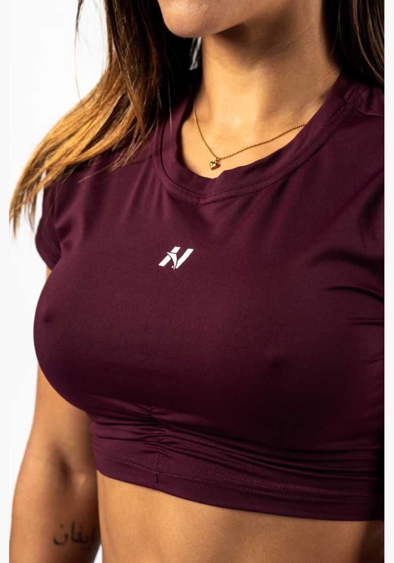 NEBBIA • NEBBIA Top corto con schiena aperta STRONG BEAUTY borgogna • Nebshop.cz NEBBIA • NEBBIA Top corto con schiena aperta STRONG BEAUTY borgogna • Nebshop.cz