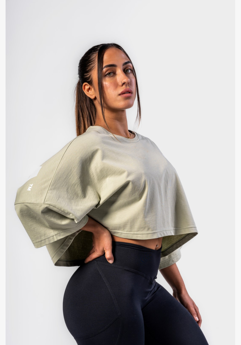 NEBBIA • NEBBIA Oversized crop tričko JUST FLOW svetlozelené • Nebshop.cz NEBBIA • NEBBIA Oversized crop tričko JUST FLOW svetlozelené • Nebshop.cz