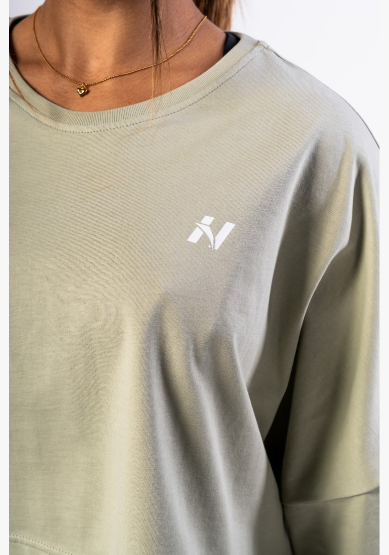 NEBBIA • NEBBIA Oversized crop tričko JUST FLOW svetlozelené • Nebshop.cz NEBBIA • NEBBIA Oversized crop tričko JUST FLOW svetlozelené • Nebshop.cz