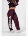 Pantaloni della tuta che uniscono lo stile urbano con un comfort assoluto e un'espressione sicura di sé.