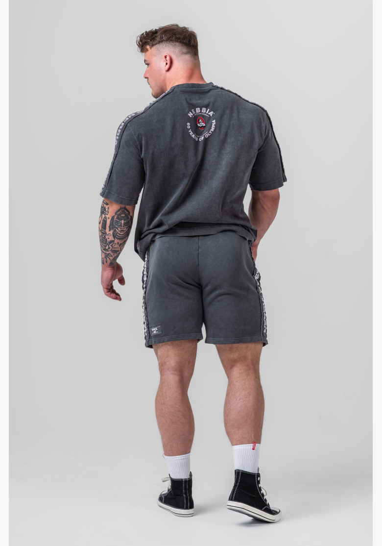 NEBBIA • NEBBIA Washed teplákové šortky LEGEND černé • NebShop NEBBIA • NEBBIA Washed teplákové šortky LEGEND černé • NebShop