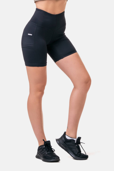 NEBBIA • Fit & Smart dámske cyklistické šortky • NEBBIAshop.cz