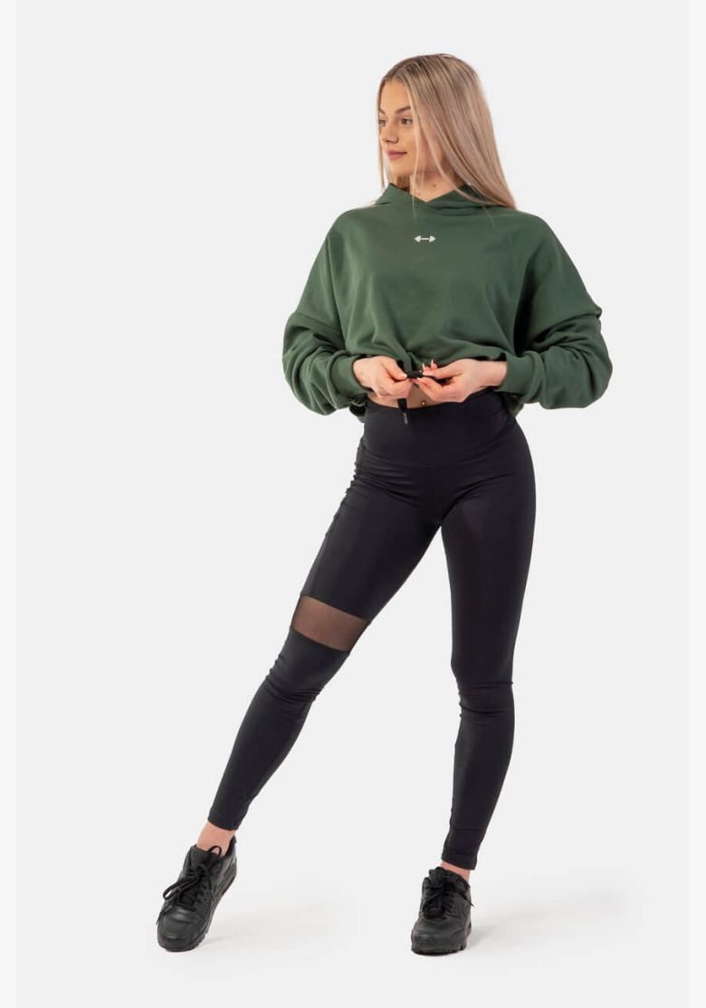 NEBBIA • Voľná crop mikina s kapucňou Iconic • NEBBIAshop.sk NEBBIA • Voľná crop mikina s kapucňou Iconic • NEBBIAshop.sk