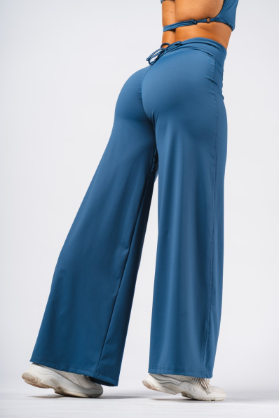 NEBBIA Deni x NEBBIA Flared pantaloni a vita alta blu 2