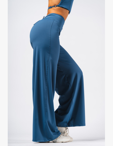 NEBBIA Deni x NEBBIA Flared high-waisted pants blue