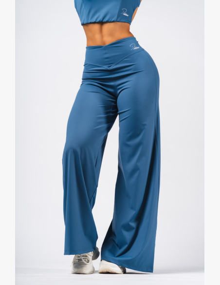 NEBBIA Deni x NEBBIA Flared high-waisted pants blue
