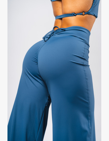NEBBIA Deni x NEBBIA Flared high-waisted pants blue