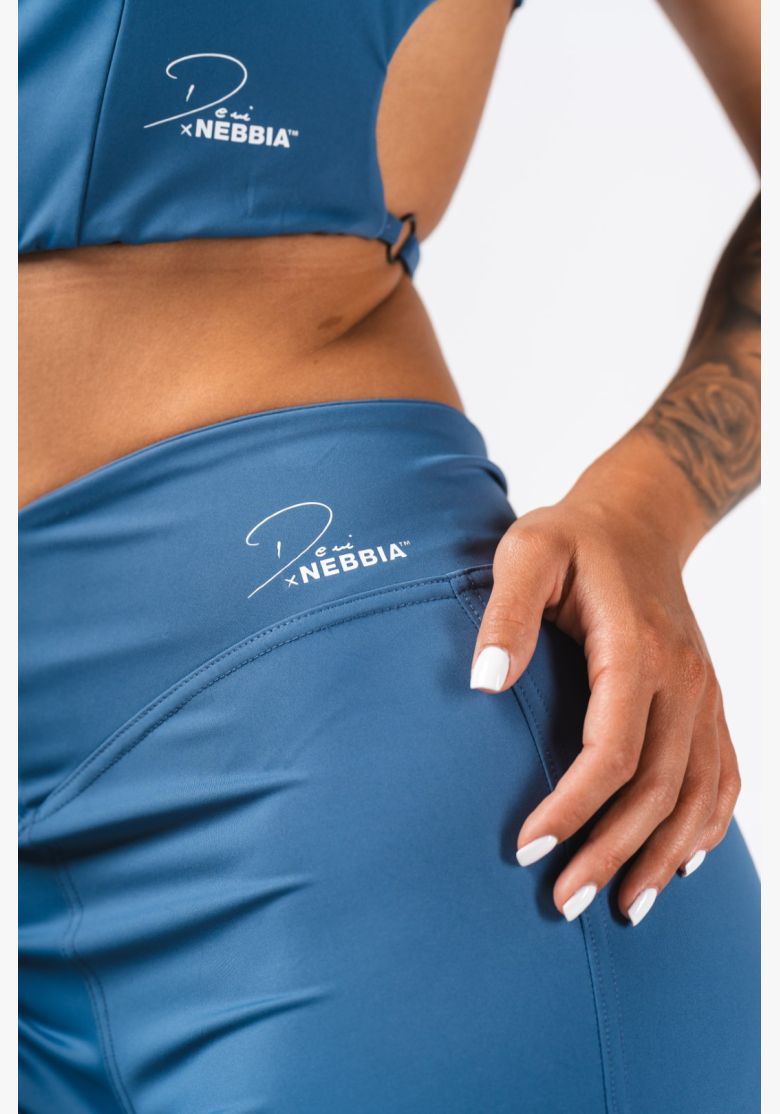 NEBBIA Deni x NEBBIA Flared high-waisted pants blue NEBBIA Deni x NEBBIA Flared high-waisted pants blue